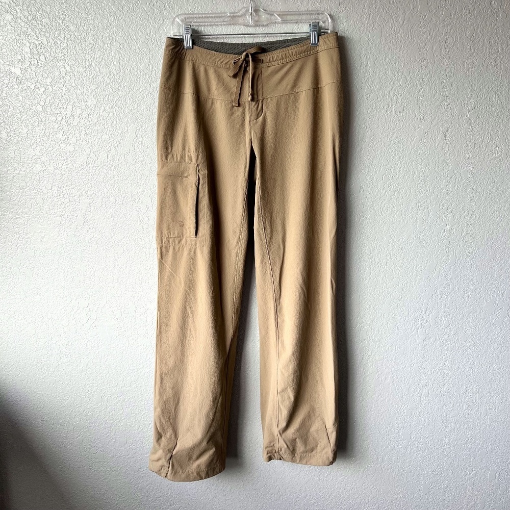 Mountain Hardwear size 8/32 khaki athletic pants